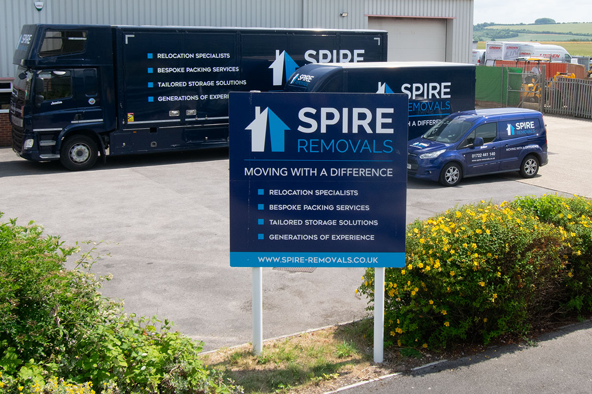 https://www.spire-removals.co.uk/wp-content/uploads/contact-spire-removals.jpg